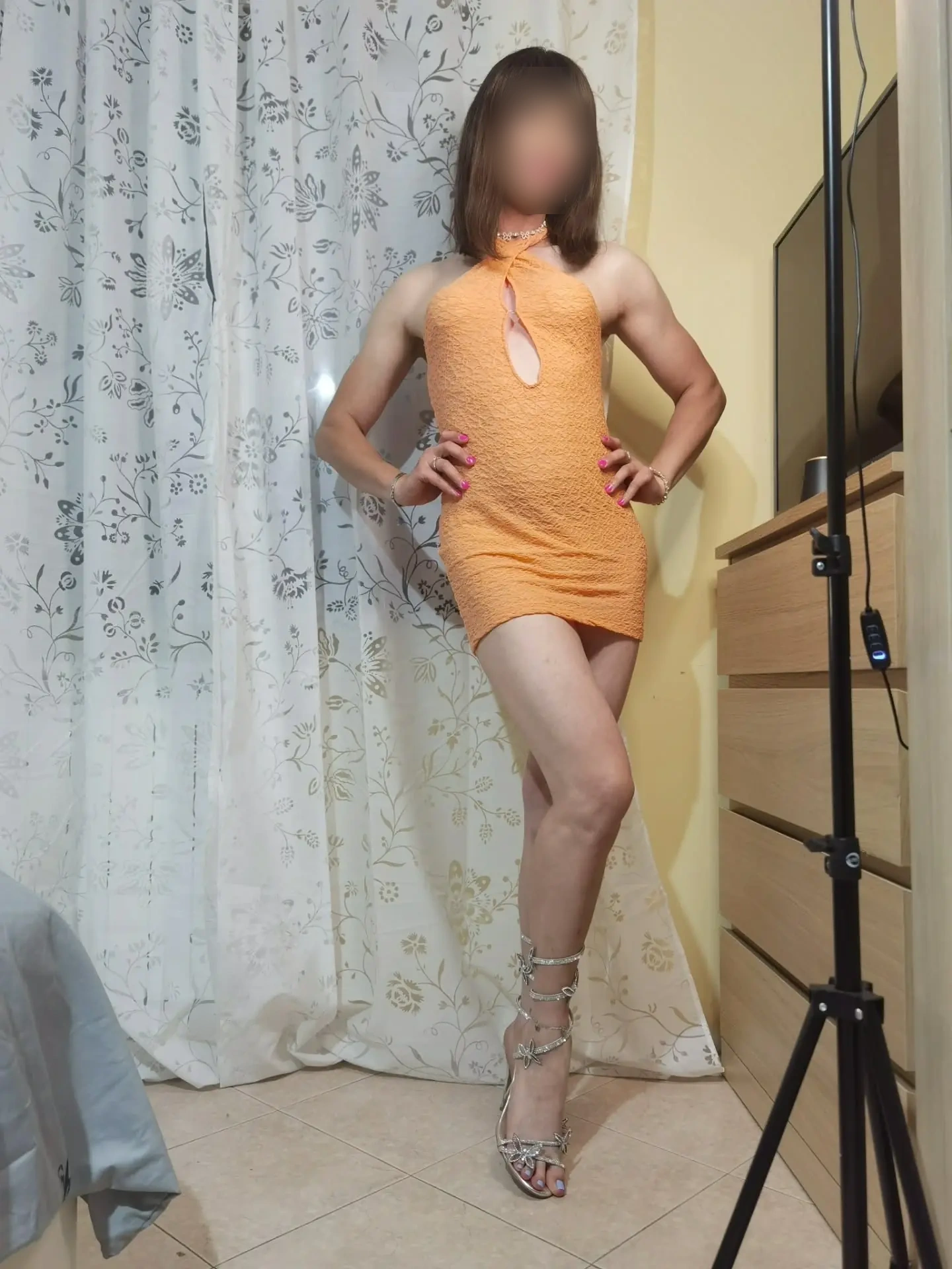 Julie-Cherche-Amant
