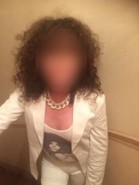 Trans mature cherche jeune homme